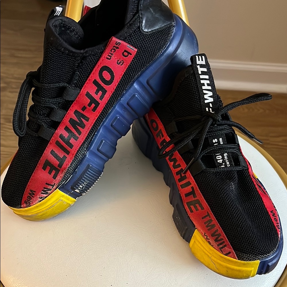 Off-White Kids Black and Yellow Sneakers